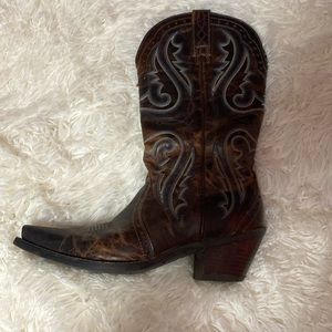 ariat boots size 7.5 women’s